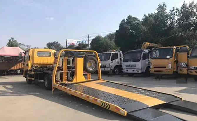 塔城地区汽车中途维修案例