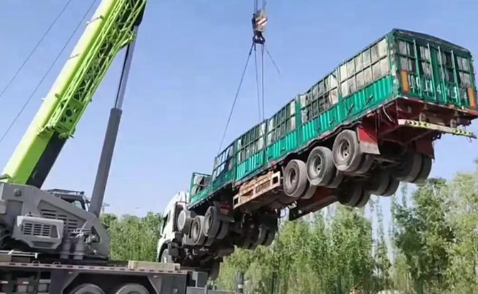 塔城地区道路脱困救援案例